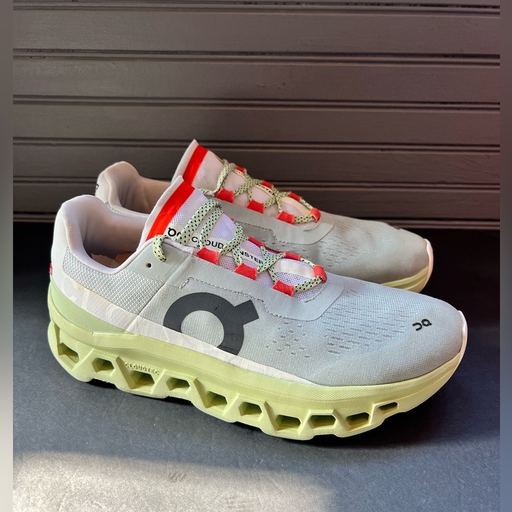 On Cloudmonster Women's Size 10.5 Athletic Running Shoes Green/White